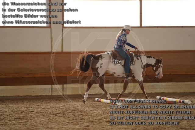 s_A_901925.JPG